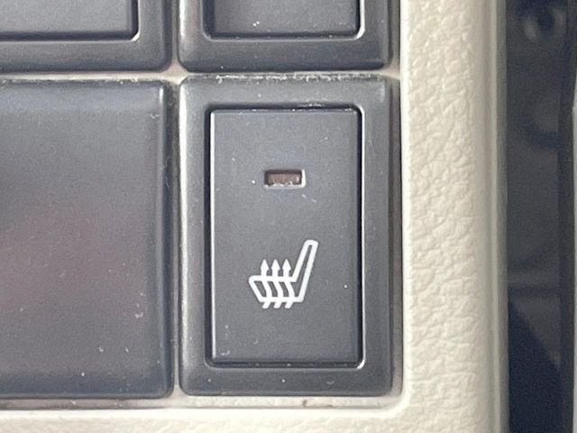 �y�V�[�g�q�[�^�[�z�������ɏd�󂷂�V�[�g�q�[�^�[!�G�A�R����葁�����܂��Ă����̂Ŋ�����̐l�����S�ł��ˁ�G�A�R���̉����͊������邩����A�Ƃ������ɂ����������߂ł��B