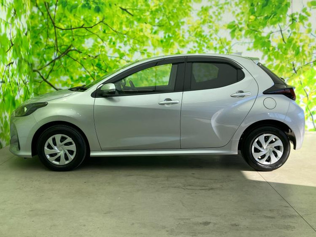 ヤリス1.5 ハイブリッド X