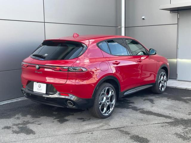 トナーレプラグインハイブリッド Q4 ヴェローチェ 4WD