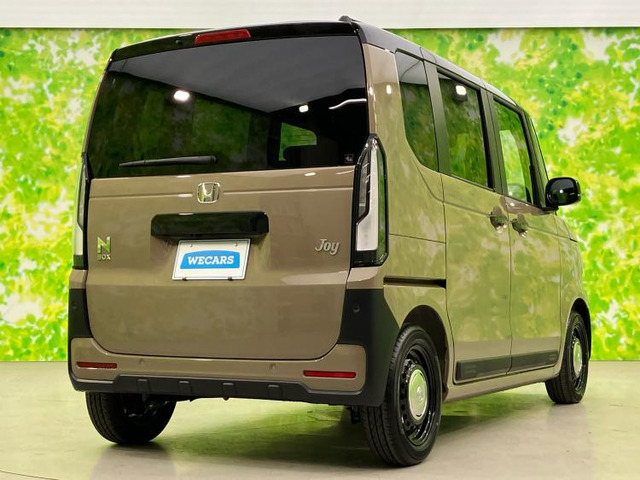 N-BOXジョイ 2トーン