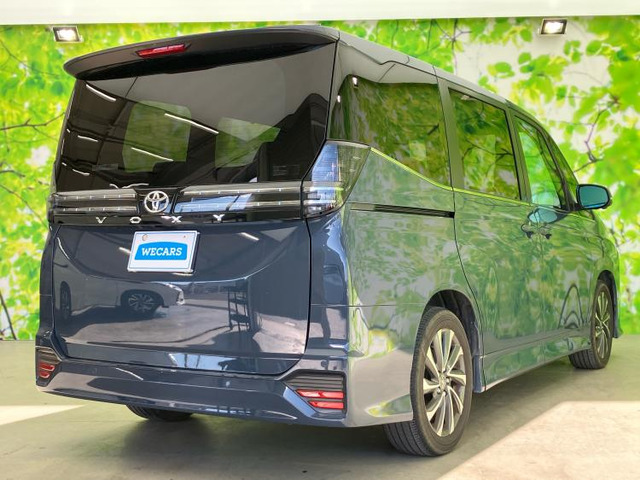 ヴォクシー2.0 S-Z