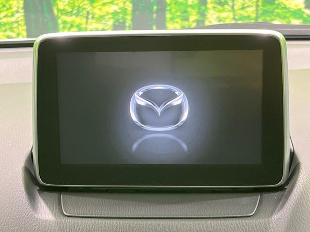 �y�}�c�_�R�l�N�g�i�r�z�ԓ��̕��͋C�Ƀ}�b�`������̌^�^�C�v�̃i�r�B�e����q�ݒ��Bluetooth�Đ����A�l�X�ȋ@�\���y���߂܂��B�����I�ȃ_�C�������삪�\�ŁA�g��������ǍD�ł��B