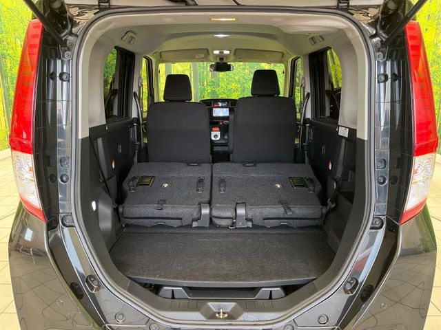 ���i�̂���������ʋ΁A���}���ɏ\���ȉ׎��X�y�[�X���m�ۂ��Ă���܂��B�Z�J���h�V�[�g��|���ƁA�傫�ȉו��̐ύڂ��\�ł���