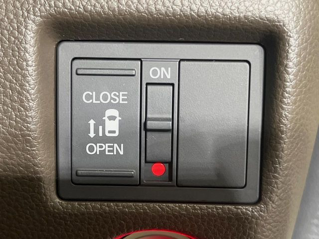 �y�p���[�X���C�h�h�A�z�X�}�[�g�L�[��^�]�Ȃ̃X�C�b�`�ŃX���C�h�h�A�̊J���\���d��������͂����ăh�A���J����K�v�������A���������q�l�ł��A�d���ו��������Ă��鎞�����N�ɊJ���߂ł��܂���