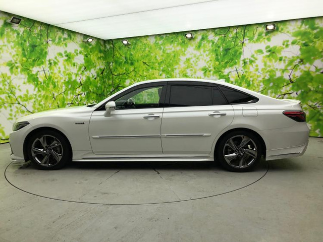 クラウンハイブリッド 2.5 RS