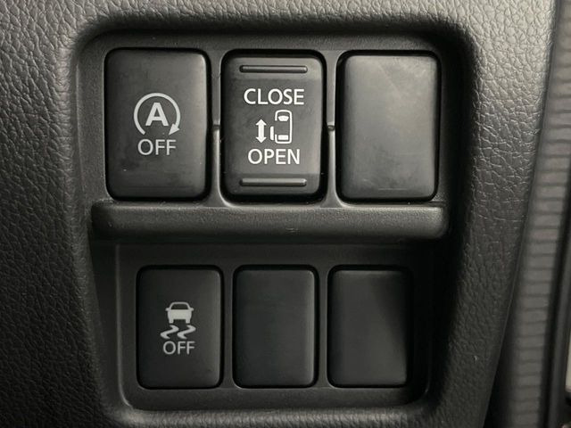 �y�p���[�X���C�h�h�A�z�X�}�[�g�L�[��^�]�Ȃ̃X�C�b�`�Ō�ȃX���C�h�h�A�̊J���\���d��������͂����ăh�A���J����K�v�������A�����Ȃ��q�l�ł��ȒP�ɊJ���߂ł����K�ł���