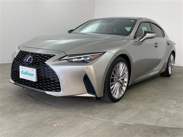 IS300h バージョンL