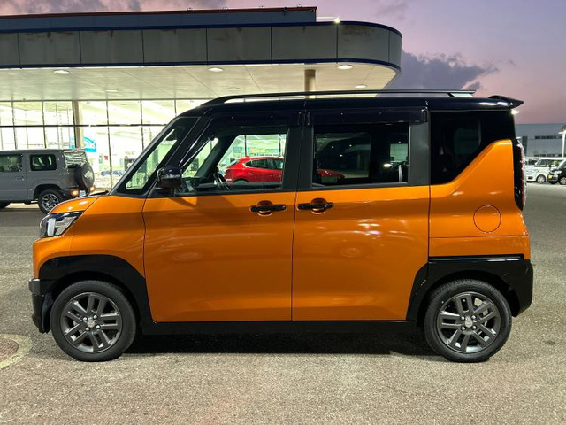 デリカミニT プレミアム 4WD