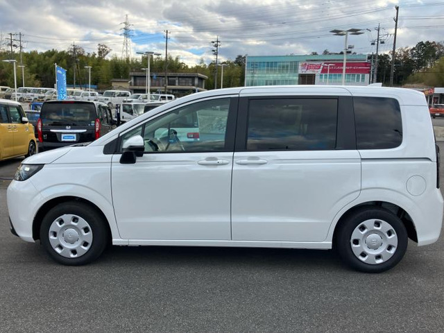 フリード1.5 エアー