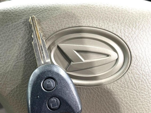 �y�L�[���X�z�������ꂽ�ꏊ����ł��{�^����Ńh�A�̊J���E�{�����ł���̂łƂ��Ă��֗�!�h�A�̌�������ɏ������邱�Ƃ�����܂����