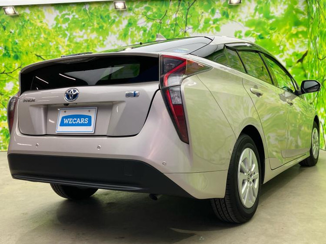 プリウス1.8 S セーフティ プラス