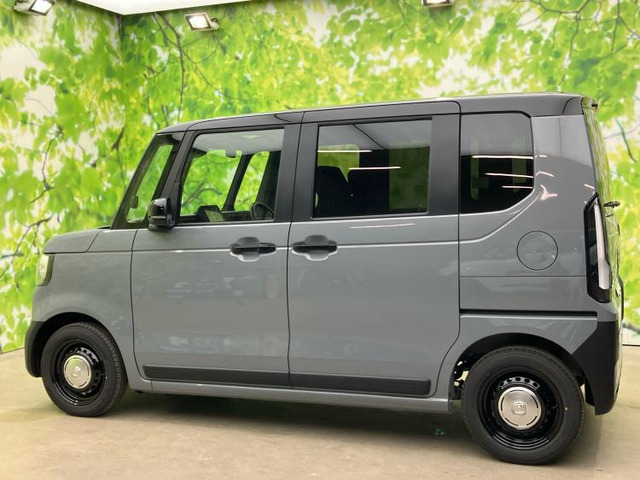 N-BOXジョイ 2トーン