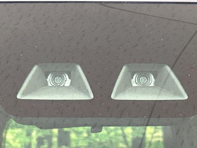 �y�g���^�Z�[�t�e�B�Z���X�z���s���ɑO���̎ԗ�����F�����A�Փ˂������Ȏ��͌x��ƃu���[�L�ŏՓˉ���Ɣ�Q�y�����A�V�X�g�B�����S�Ƀh���C�u�����y���݂��������܂��B