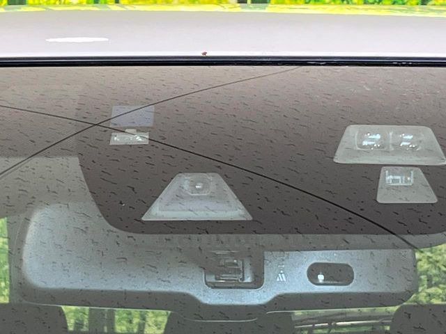 �y�X�}�[�g�V�e�B�u���[�L�T�|�[�g�z�ᑬ���s���ɑO���̎ԗ�����F�����A�Փ˂������Ȏ��͌x��ƃu���[�L�ŏՓˉ���Ɣ�Q�y�����A�V�X�g�B�����S�Ƀh���C�u�����y���݂��������܂��B