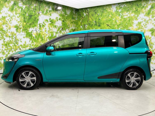 シエンタハイブリッド 1.5 G クエロ