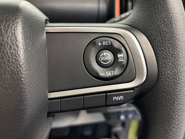 �A�_�v�e�B�u�N���[�Y�R���g���[���ŁA�O���Ԃ�Ǐ]���Ē������^�]���A�V�X�g���Ă���܂�!