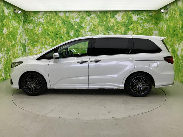 オデッセイ2.0 e:HEV アブソルート EX