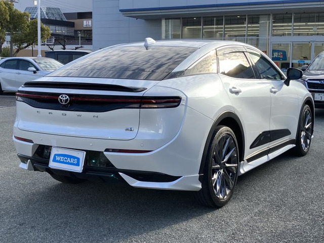 クラウンクロスオーバー2.5 G アドバンスト レザー パッケージ E-Four 4WD