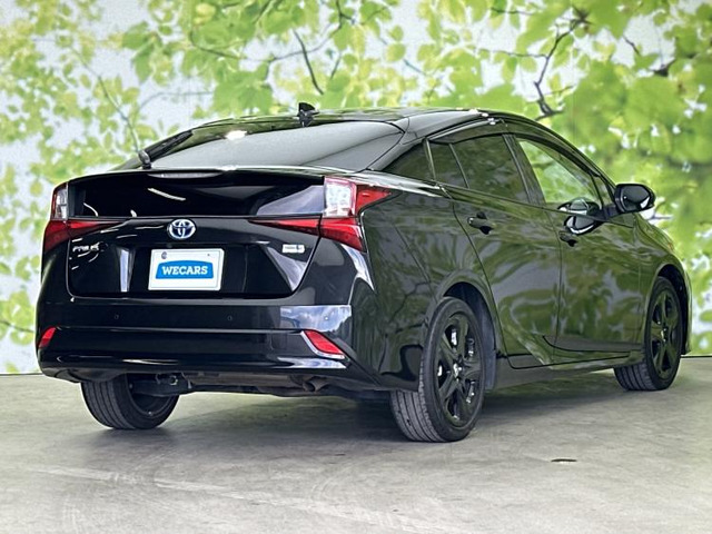 プリウス1.8 A ツーリングセレクション ブラックエディション