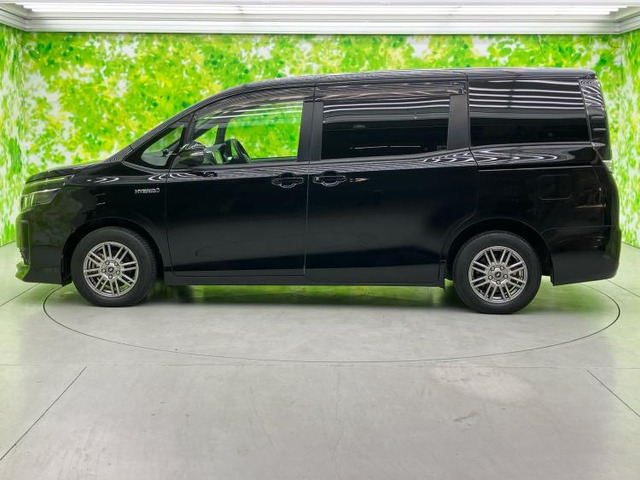 ヴォクシー1.8 ハイブリッド V