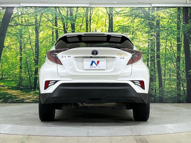 安心の最長10年・走行無制限保証(有償)をご用意。保証内容も充実はもちろん、無料点検&オイル交換や、年中無休の全国・24時間ロードサービスも付帯されておりますのでご安心下さい。