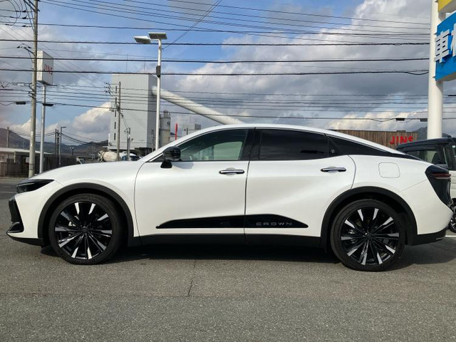クラウンクロスオーバー2.4 RS アドバンスト E-Four advanced 4WD