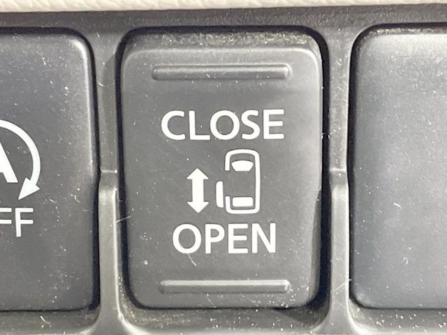 �y�p���[�X���C�h�h�A�z�X�}�[�g�L�[��^�]�Ȃ̃X�C�b�`�ŃX���C�h�h�A�̊J���\���d��������͂����ăh�A���J����K�v�������A���������q�l�ł��A�d���ו��������Ă��鎞�����N�ɊJ���߂ł��܂���