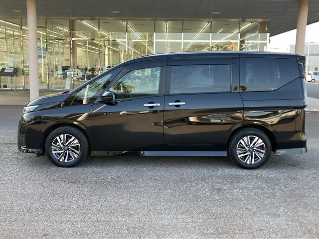 セレナ2.0 ハイウェイスターV