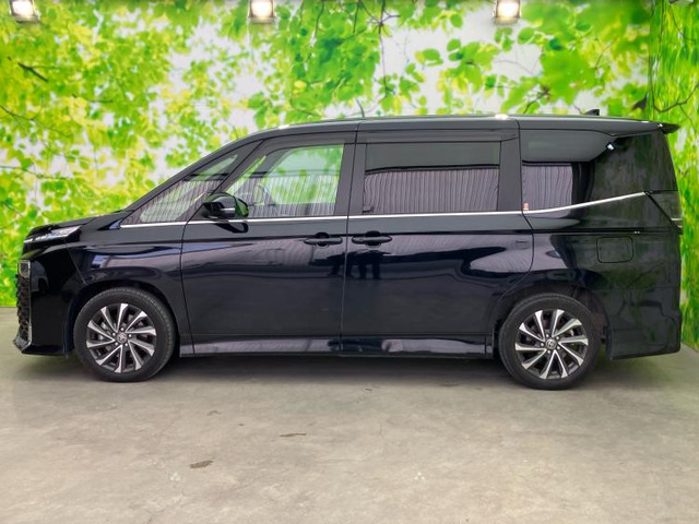 ヴォクシー1.8 ハイブリッド S-Z