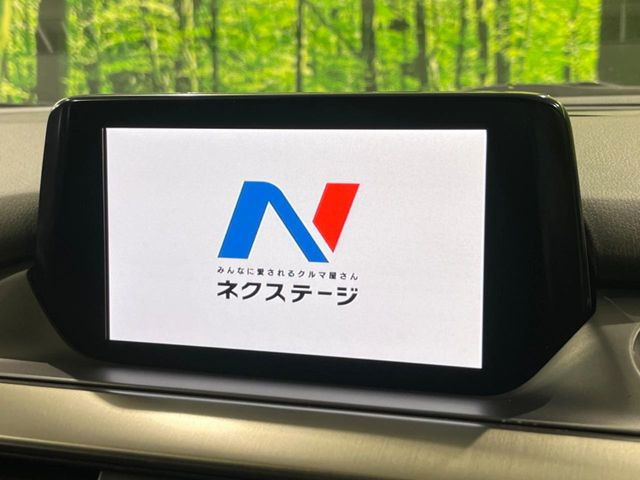 �y�}�c�_�R�l�N�g�i�r�z�ԓ��̕��͋C�Ƀ}�b�`������̌^�^�C�v�̃i�r�B�e����q�ݒ��Bluetooth�Đ����A�l�X�ȋ@�\���y���߂܂��B�����I�ȃ_�C�������삪�\�ŁA�g��������ǍD�ł��B