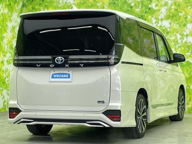 ヴォクシー1.8 ハイブリッド S-Z