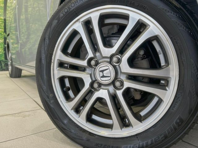 �y14�C���`�A���~�z�C�[���z�O�ςɃ}�b�`�����A���~�z�C�[���𑕒����Ă���܂��B�e��A���~�z�C�[����A�X�^�b�h���X�^�C�����戵�����Ă���܂��B���񂲑��k����������