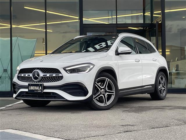 GLAクラスGLA200d 4マチック AMGライン 4WD