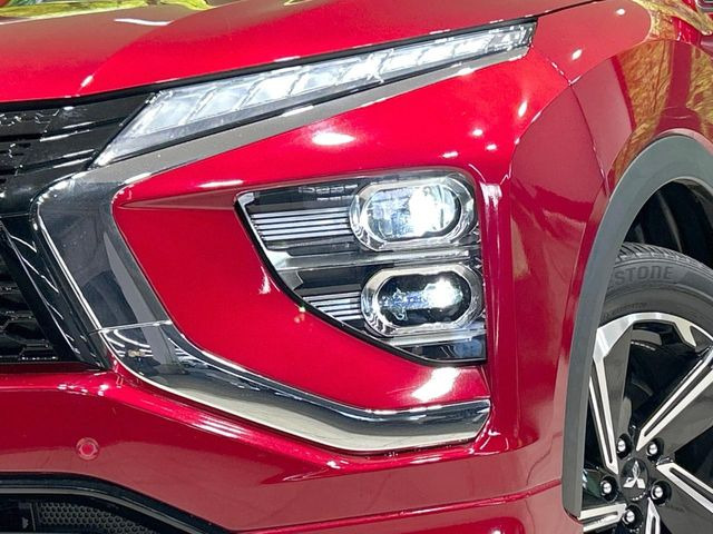 �yLED�w�b�h���C�g�z���V����ԑ��s�����ǍD�Ȏ��E���m�ۂ����S���ĉ^�]�ł��鍂�P�xLED�w�b�h���C�g�𑕔�!�_�����x�������A����d�͂��}�����Ă��܂��B