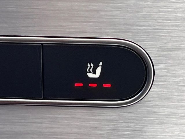 ���t�����g�V�[�g�q�[�e�B���O:�^�]�ȁE����ȋ��ɎO�i�K�Œ��߂��\�ȃV�[�g�q�[�^�[�𑕔����Ă���܂��B�G�߂��킸���K�ɂ��g�p���������܂��B