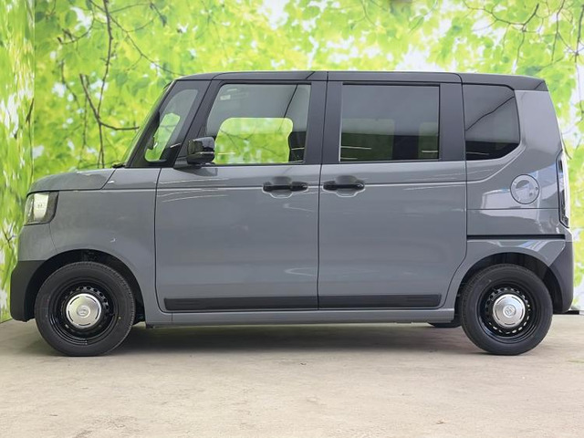 N-BOXジョイ 2トーン