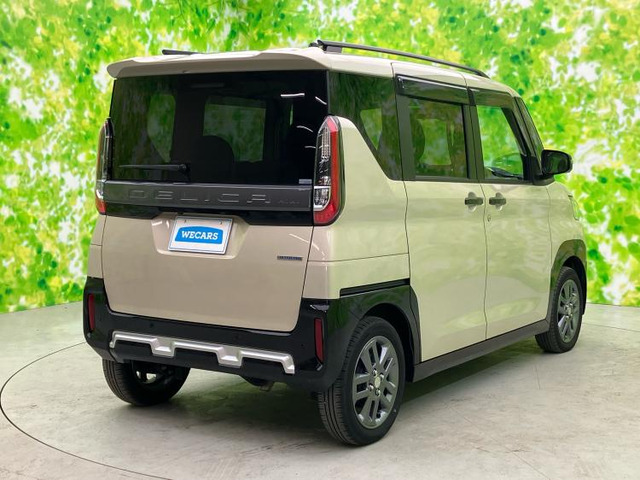 デリカミニT プレミアム 4WD