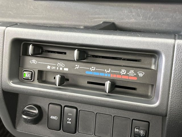 �����~�������Ă��S�Ȃɉ��K�ȋ󒲂�͂��Ă����A�_�C�������G�A�R���𑕔���