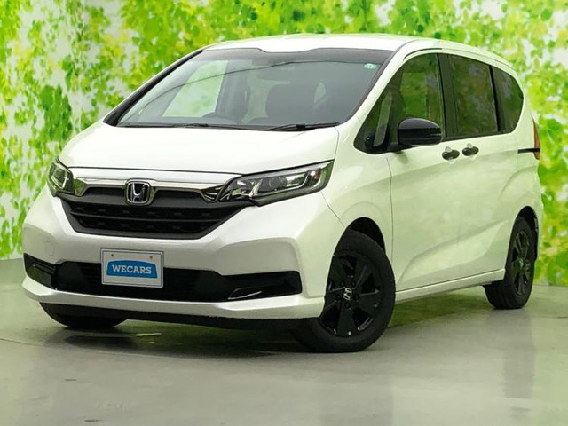 フリード1.5 G ブラックスタイル