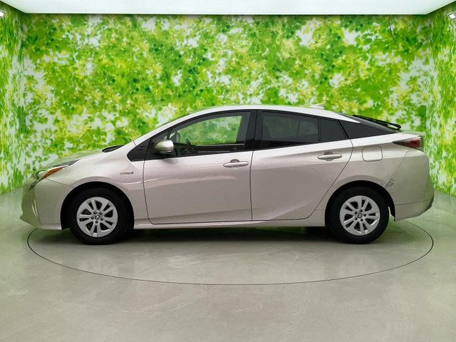 プリウス1.8 S セーフティ プラス