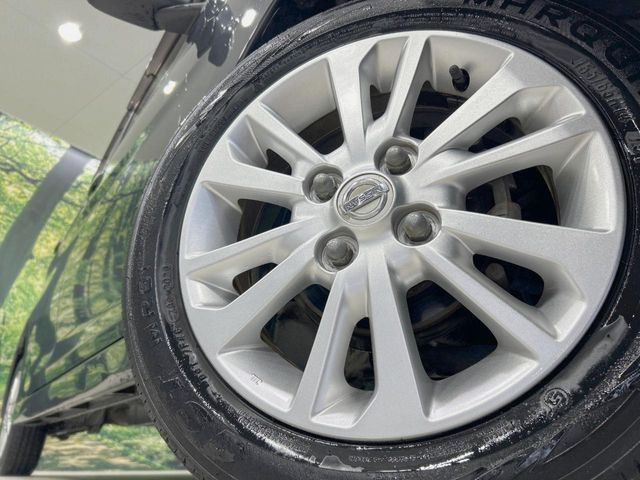 �y����14�C���`�A���~�z�C�[���z�O�ςɃ}�b�`���������A���~�z�C�[���𑕒����Ă���܂��B�e��ЊO�A���~�z�C�[����A�X�^�b�h���X�^�C�����戵�����Ă���܂��B���񂲑��k����������