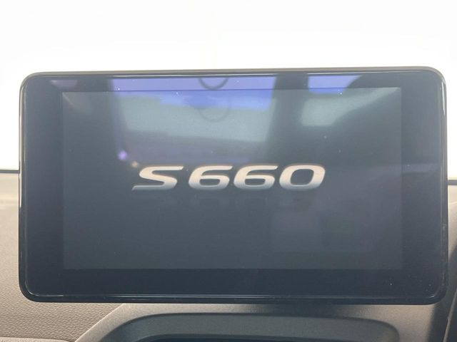 �y�����i�r�z�l�C�̏����i�r�𑕔����Ă���܂��B�i�r�̎g���₷���͂������A�I�[�f�B�I�@�\���[��!�L�����v�◷�s�͂������A�ʋ΂┃�����ȂǕ��i�̃h���C�u���y�����Ȃ�͂���