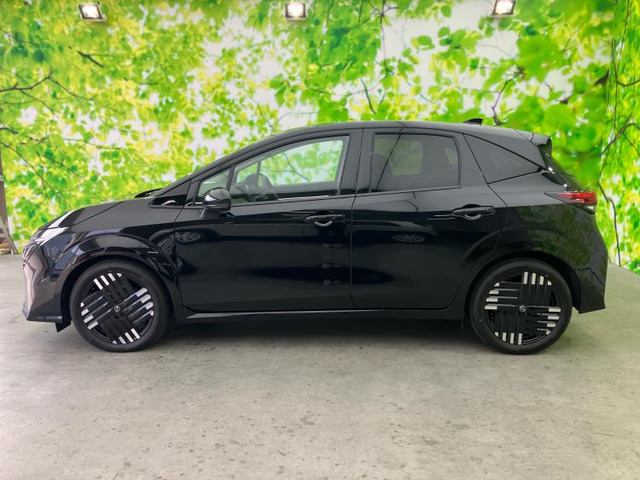 ノートオーラ1.2 G レザーエディション