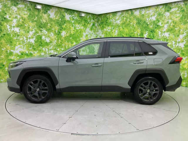 RAV42.5 ハイブリッド アドベンチャー E-Four 4WD