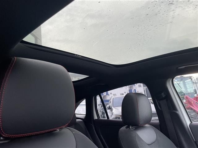 GLAクラスGLA200d 4マチック AMGライン 4WD