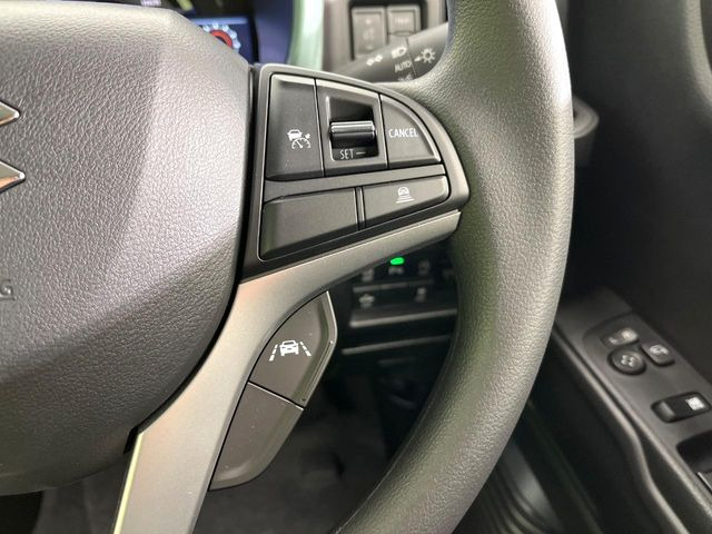 �y�A�_�v�e�B�u�N���[�Y�R���g���[���z�������H�ł̒��������s���y��!!�����ő��x��ۂN���[�Y�R���g���[�����A�Փˌy���V�X�e���ƘA�g���A�O���̎ԗ������m���ĎԊԂ�ۂ悤�ɑ��x���߂��Ă���܂�!!