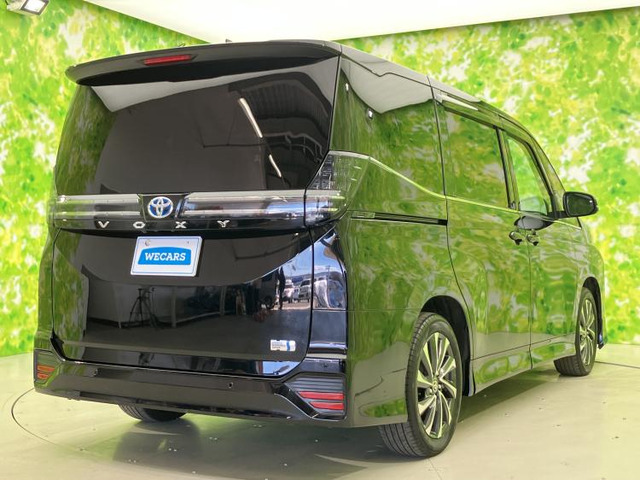 ヴォクシー1.8 ハイブリッド S-Z