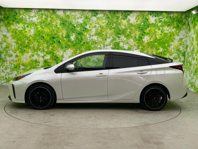 プリウス1.8 S ツーリングセレクション ブラックエディション