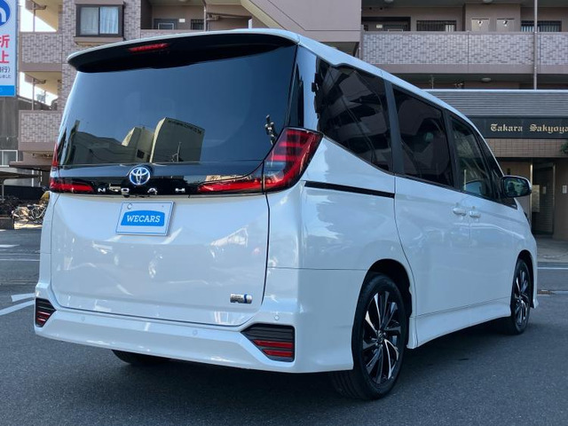 ノア1.8 ハイブリッド S-Z