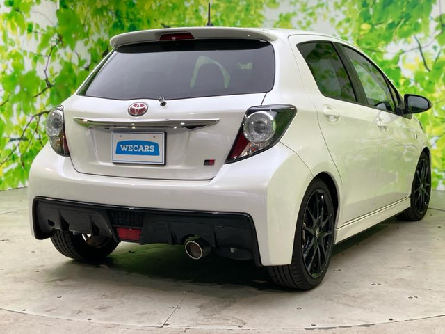 ヴィッツ1.5 GR スポーツ GR